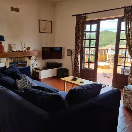בית נופש House By The - Casa Da Eira *