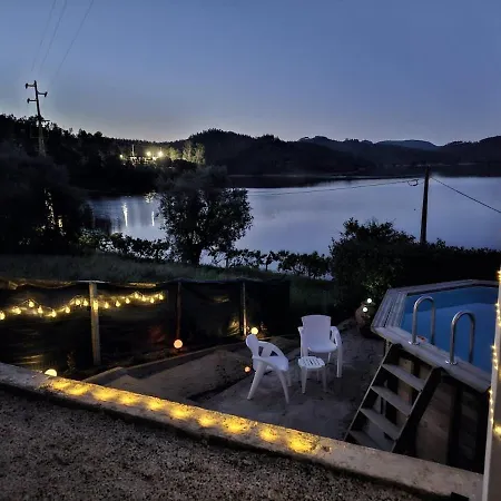 בית נופש House By The - Casa Da Eira *