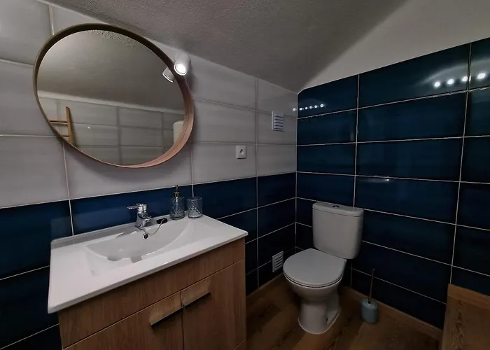 House By The - Casa Da Eira 別荘