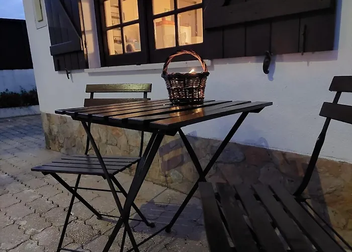 House By The - Casa Da Eira